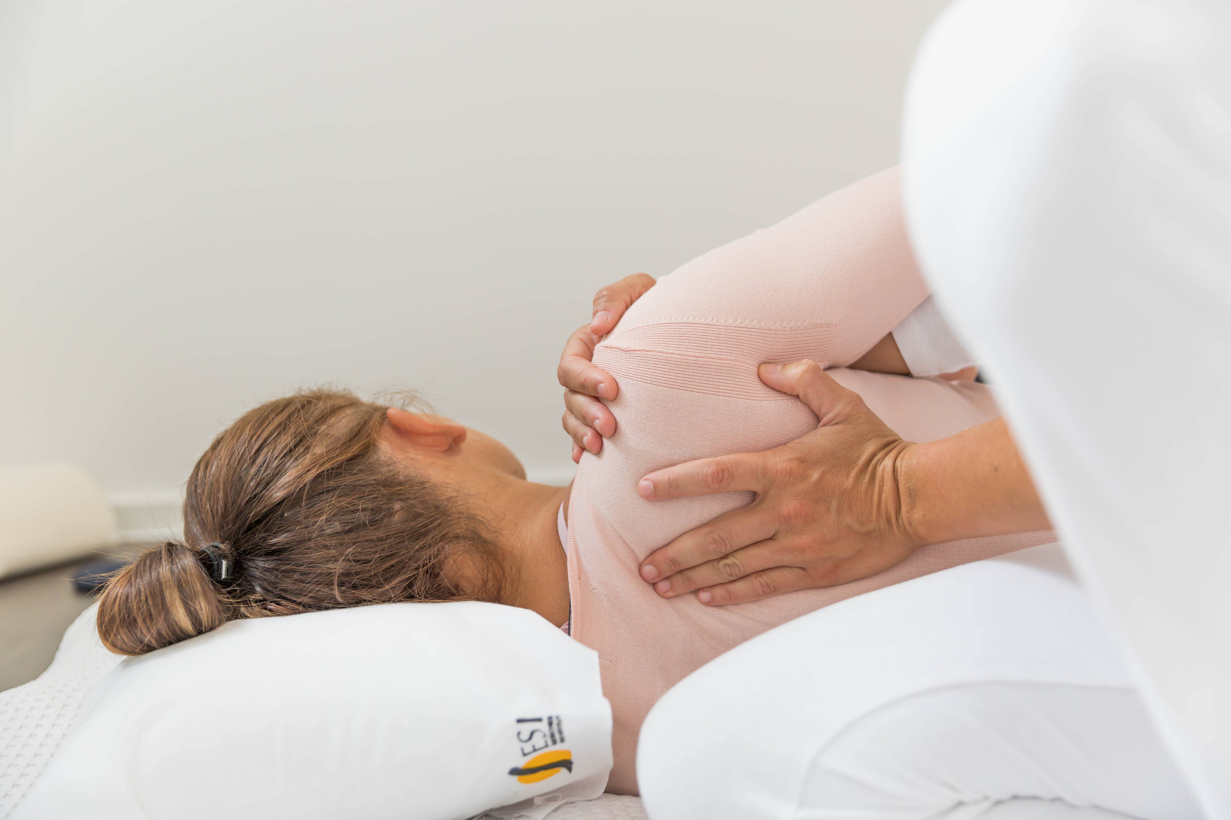 Schultertechnik in der Shiatsu Behandlung